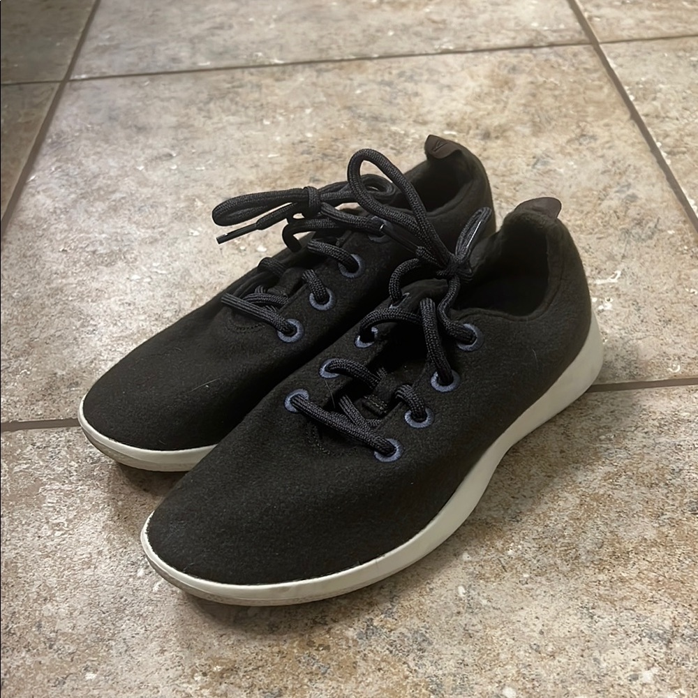 Allbirds Women’s Brown Wool Runners